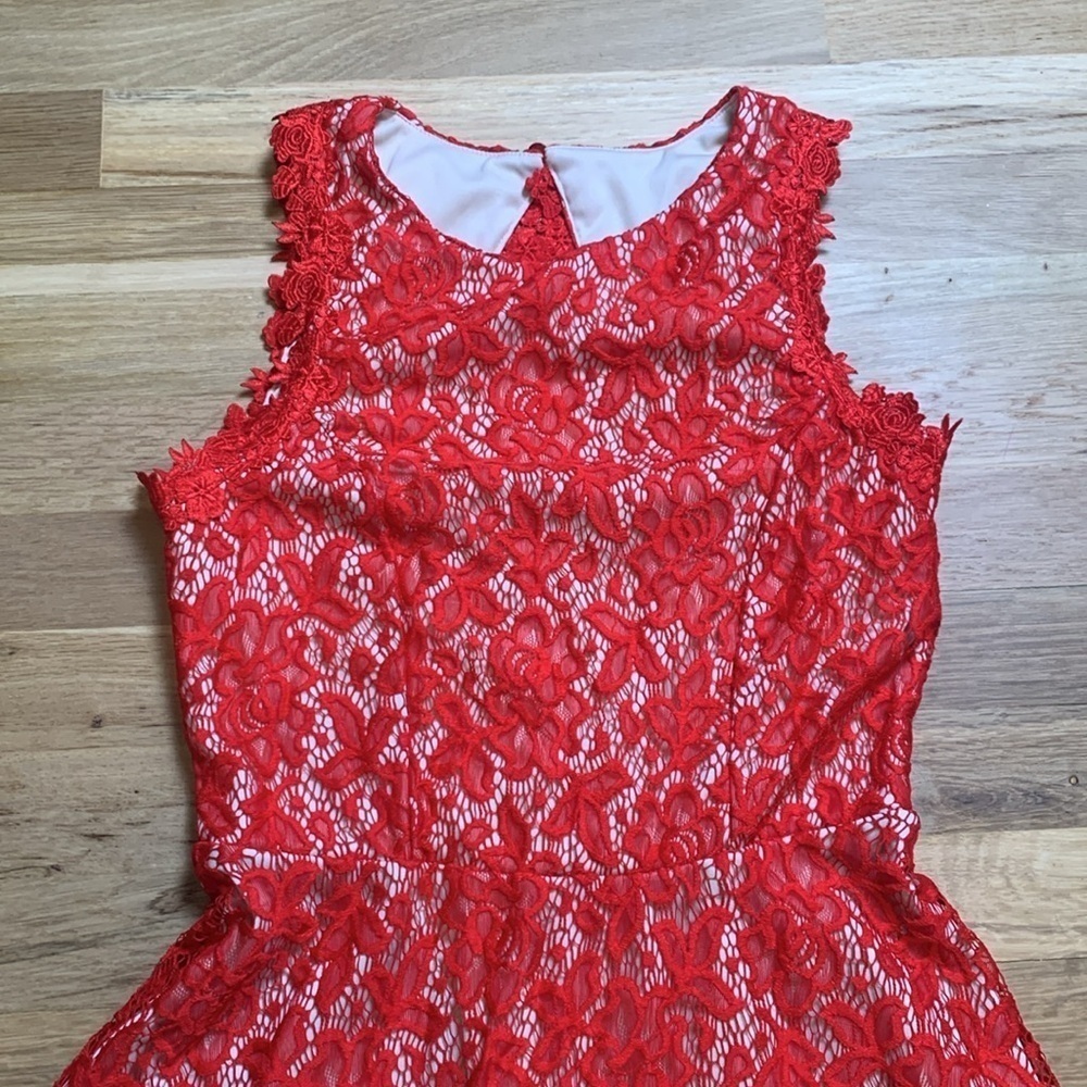 Mi Ami Sleeveless Fit & Flare Red Floral Lace Dress Women’s M - Picture 2 of 13